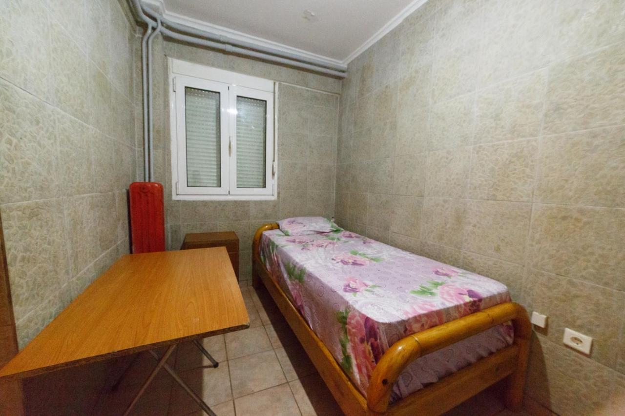 Private Flat For 2 Or 3 With Back Yard Near Exarhia Square And Archaelogical Museum Apartment Athens Luaran gambar